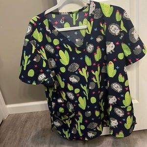 GT performance hedgehog scrub top